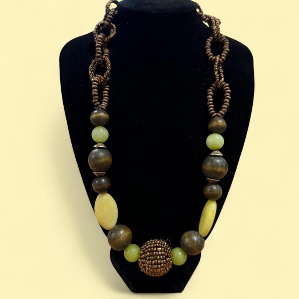 Elegant Brown and Yellow Beaded Chunky Necklace